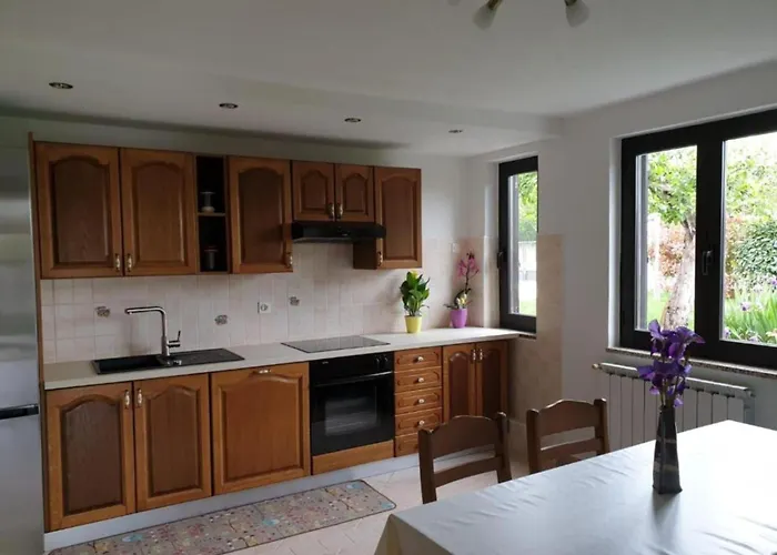 Вилла Comfort Roza In *