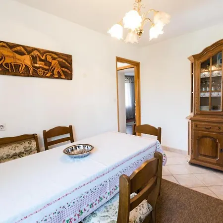 Comfort Roza In Umag