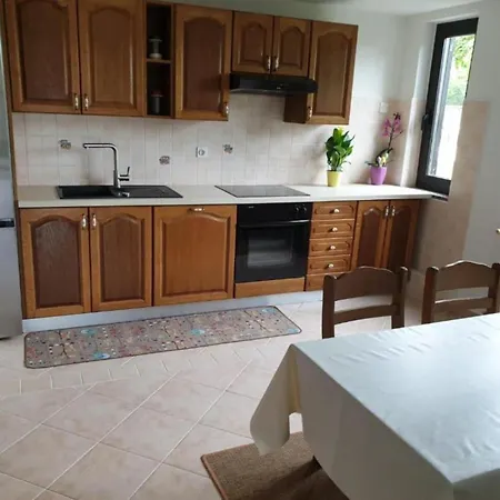 Villa Comfort Roza In Umag